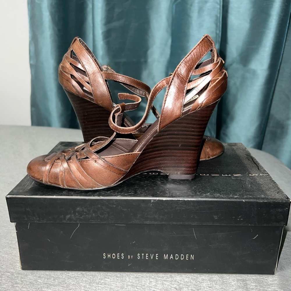 Shoes by Steve Madden brown wedges, size 7, used